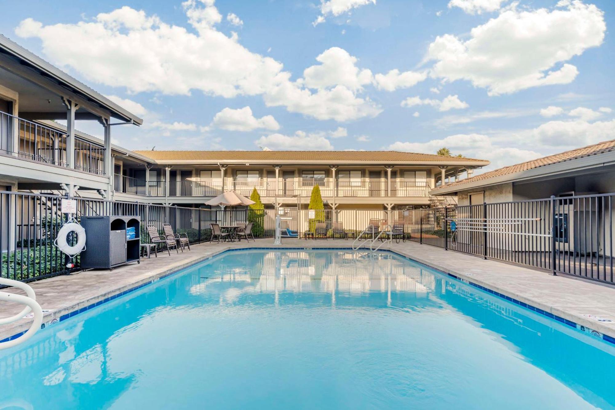 Best Western Cordelia Inn Εξωτερικό φωτογραφία