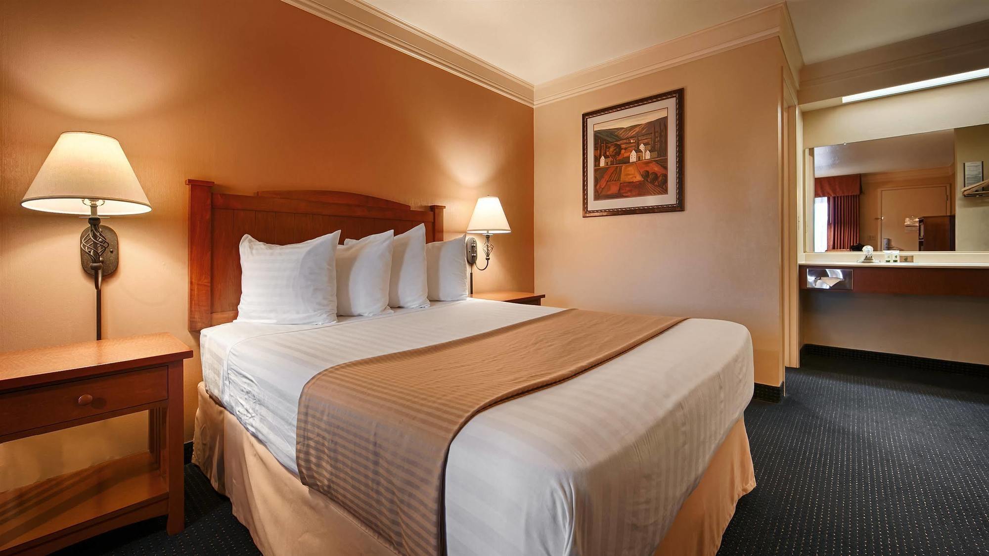 Best Western Cordelia Inn Εξωτερικό φωτογραφία